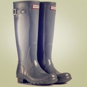 Tall grey glossy authentic hunter rainboots